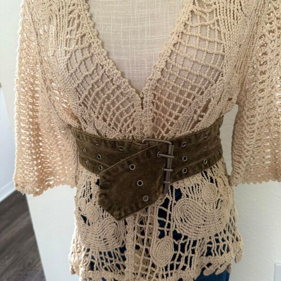 Khaki corduroy grommet belt - Picture 3 of 6